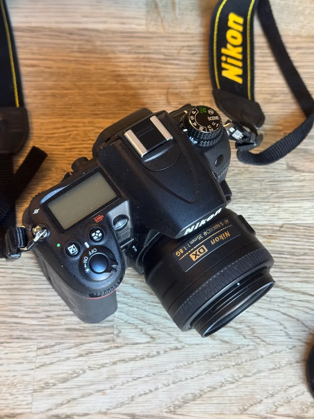 Nikon D7000 DSLR Kit Camera + 35mm lens image indicator(5)