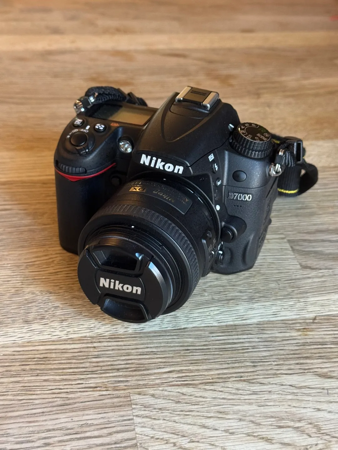 Nikon D7000 DSLR Kit Camera + 35mm lens thumbnail