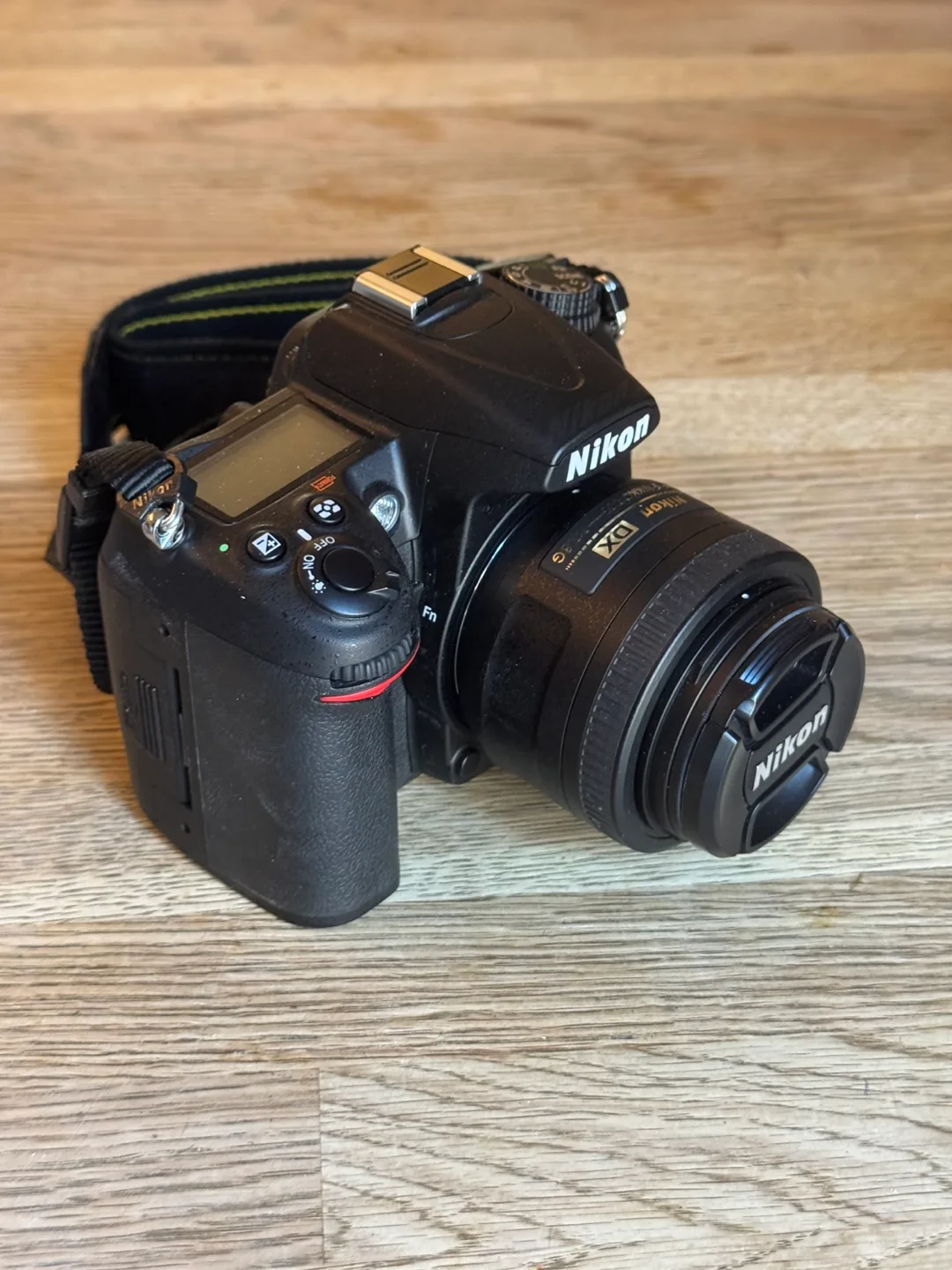 Nikon D7000 DSLR Kit Camera + 35mm lens image indicator(3)