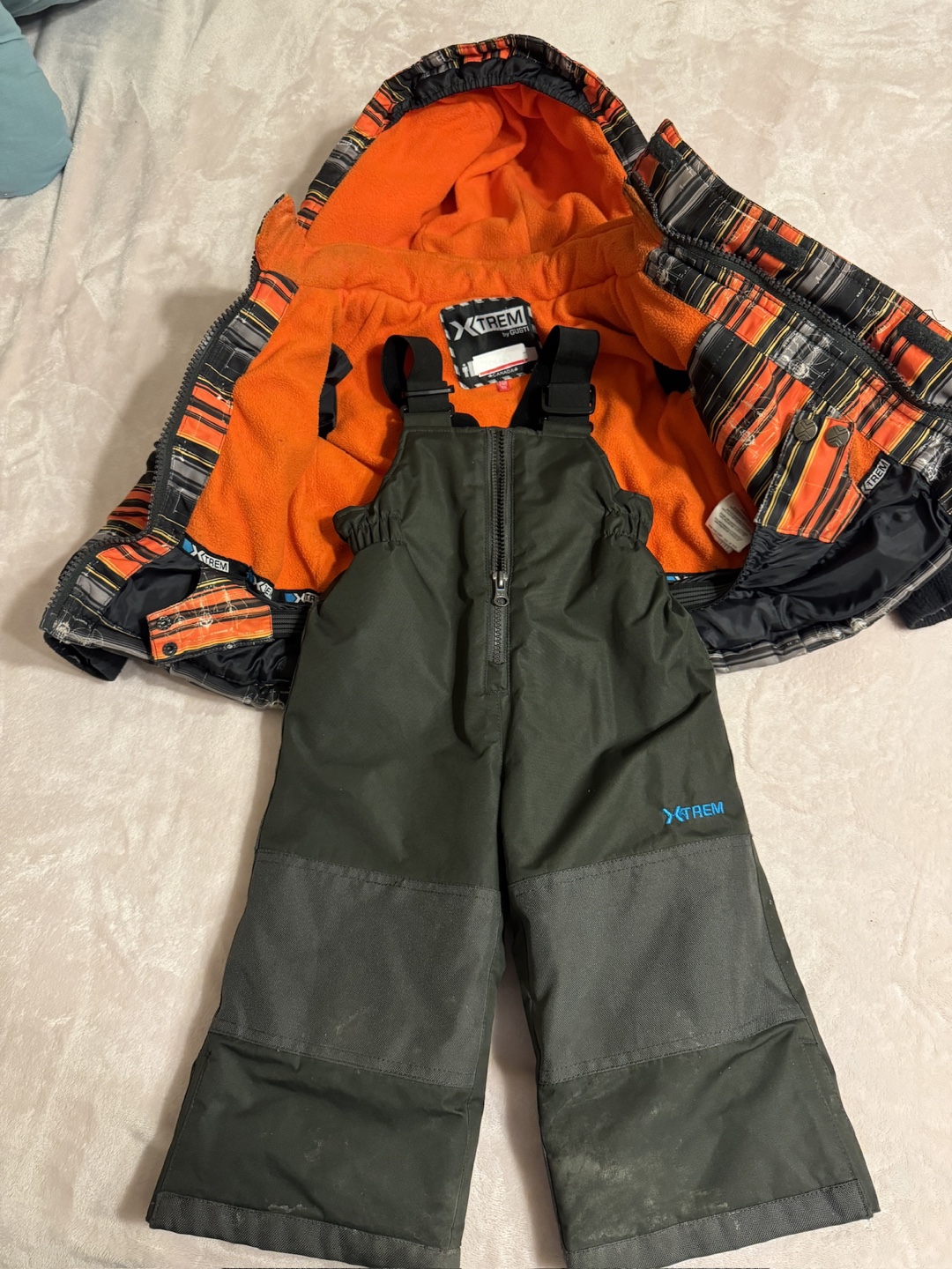 Xtrem Kids Snowsuit - Size 2T #ThriftyPicks - photo 2