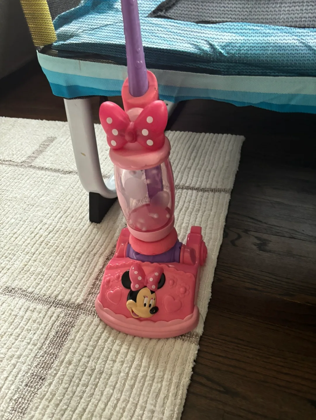 Minnie Mouse Play Vacuum #ThriftyPicks image indicator(2)