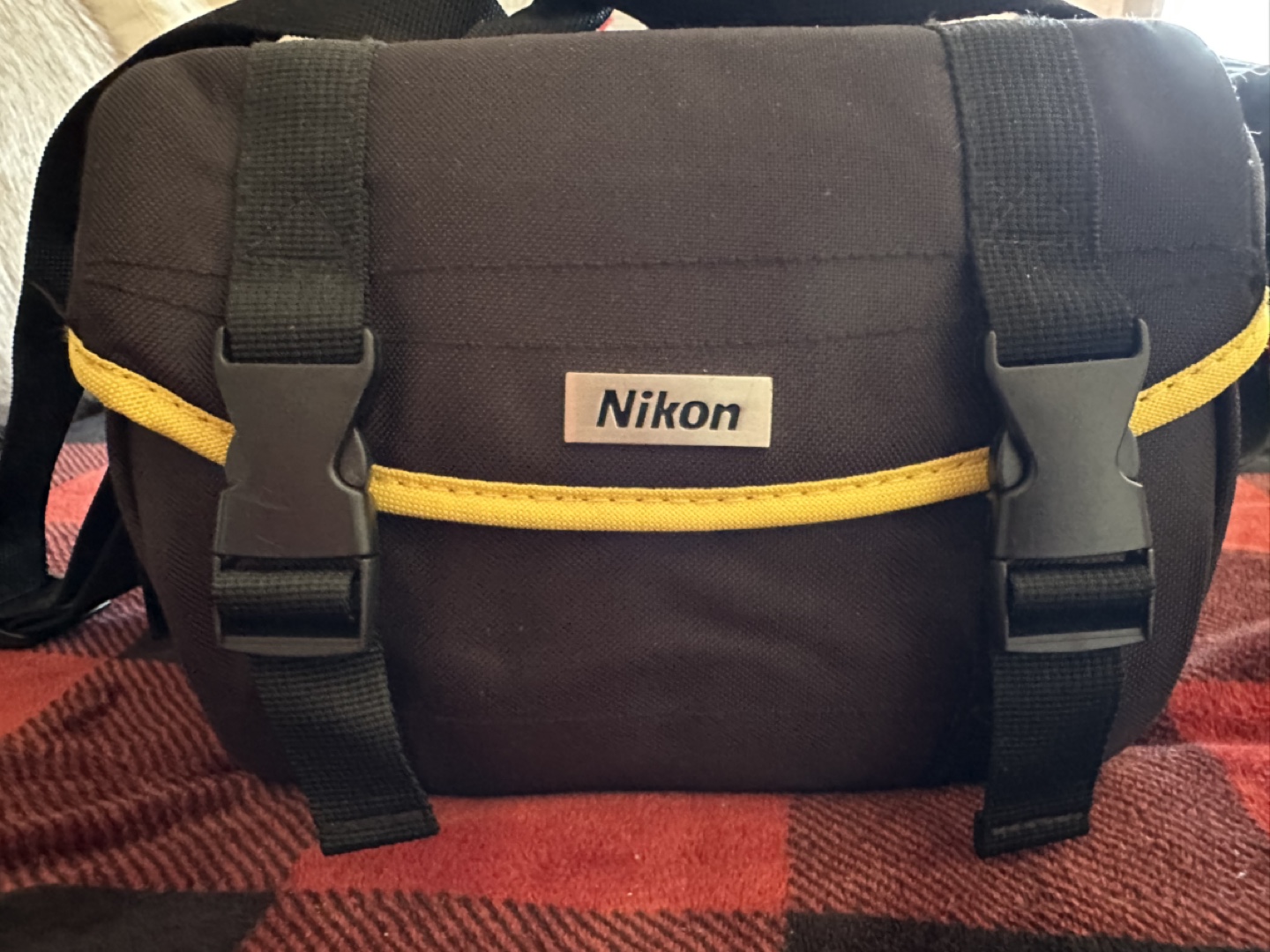 Nikon D3100 DSLR Camera with Lens and Accessories - photo 2