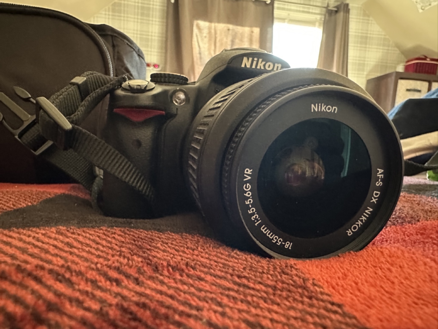 Nikon D3100 DSLR Camera with Lens and Accessories - photo 4