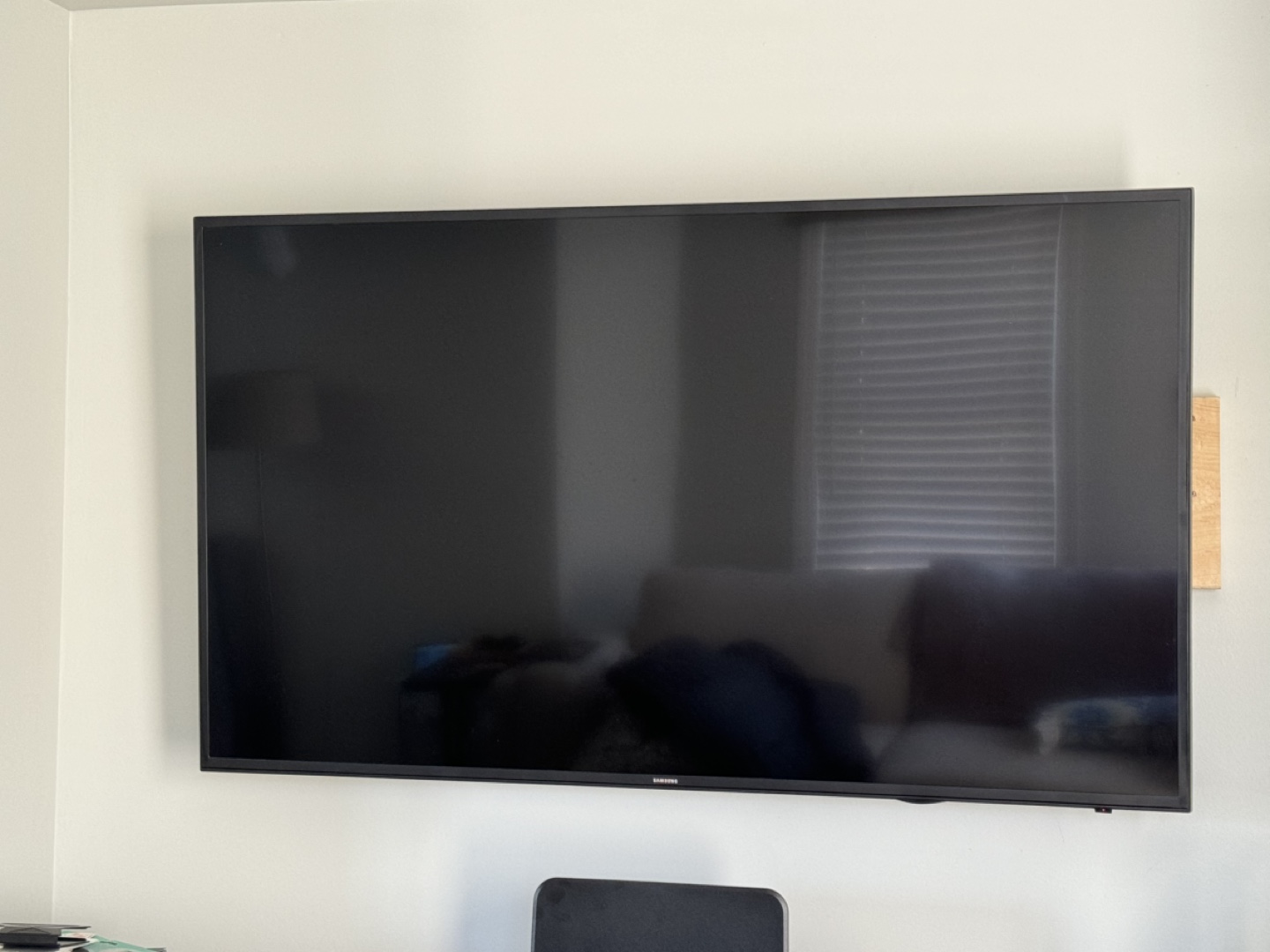 Samsung 55 inch Smart TV - photo 2