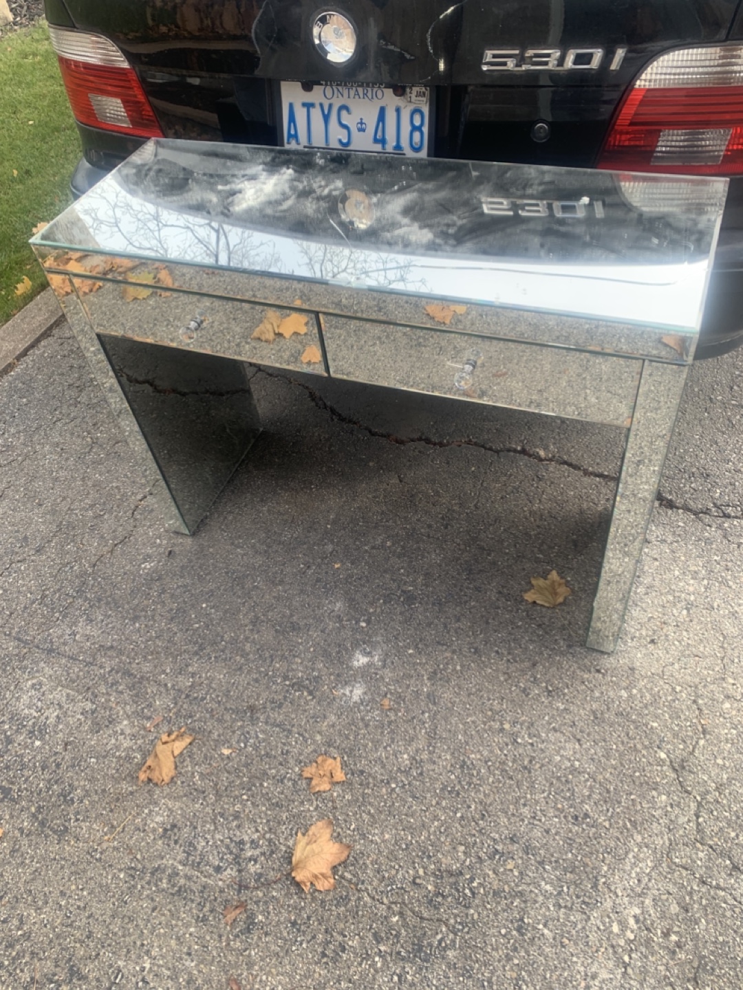 Mirrored Vanity Table