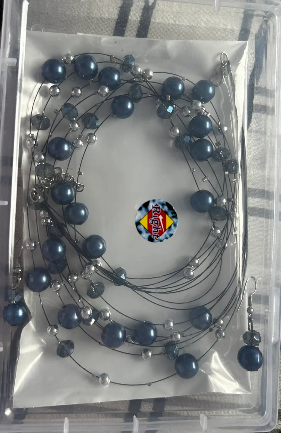 Multi-Strand Necklace image indicator(2)