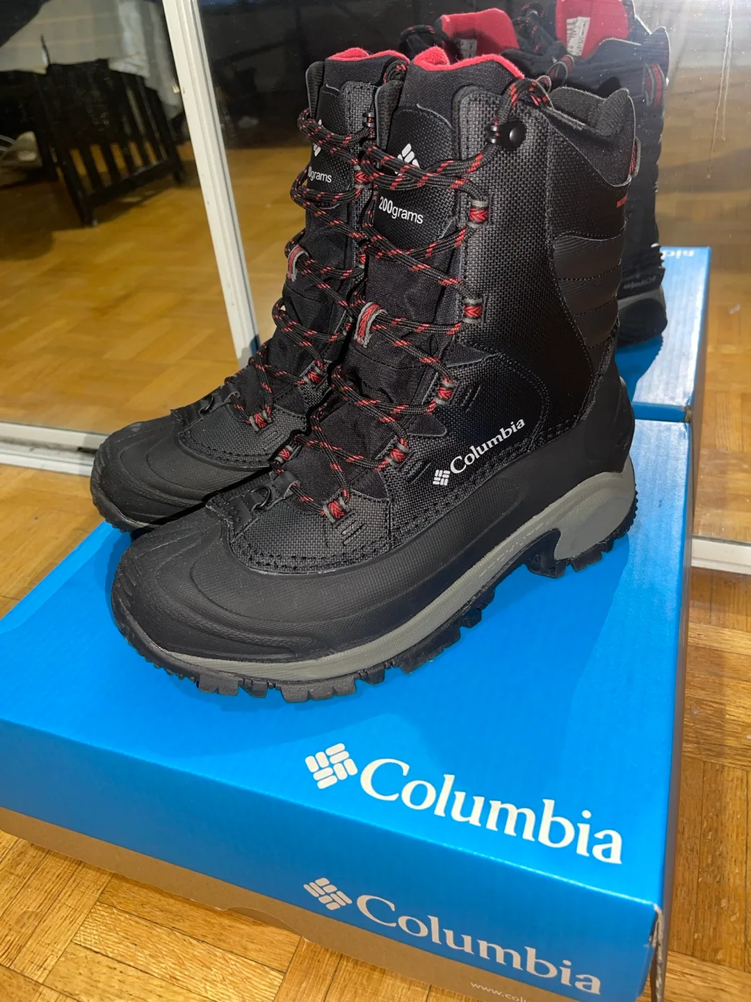 BRAND NEW - Columbia Bugaboot III Men's Winter Boots thumbnail