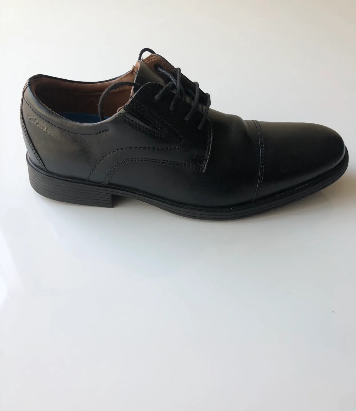 Clarks Men's Black Leather Dress Shoes image indicator(3)