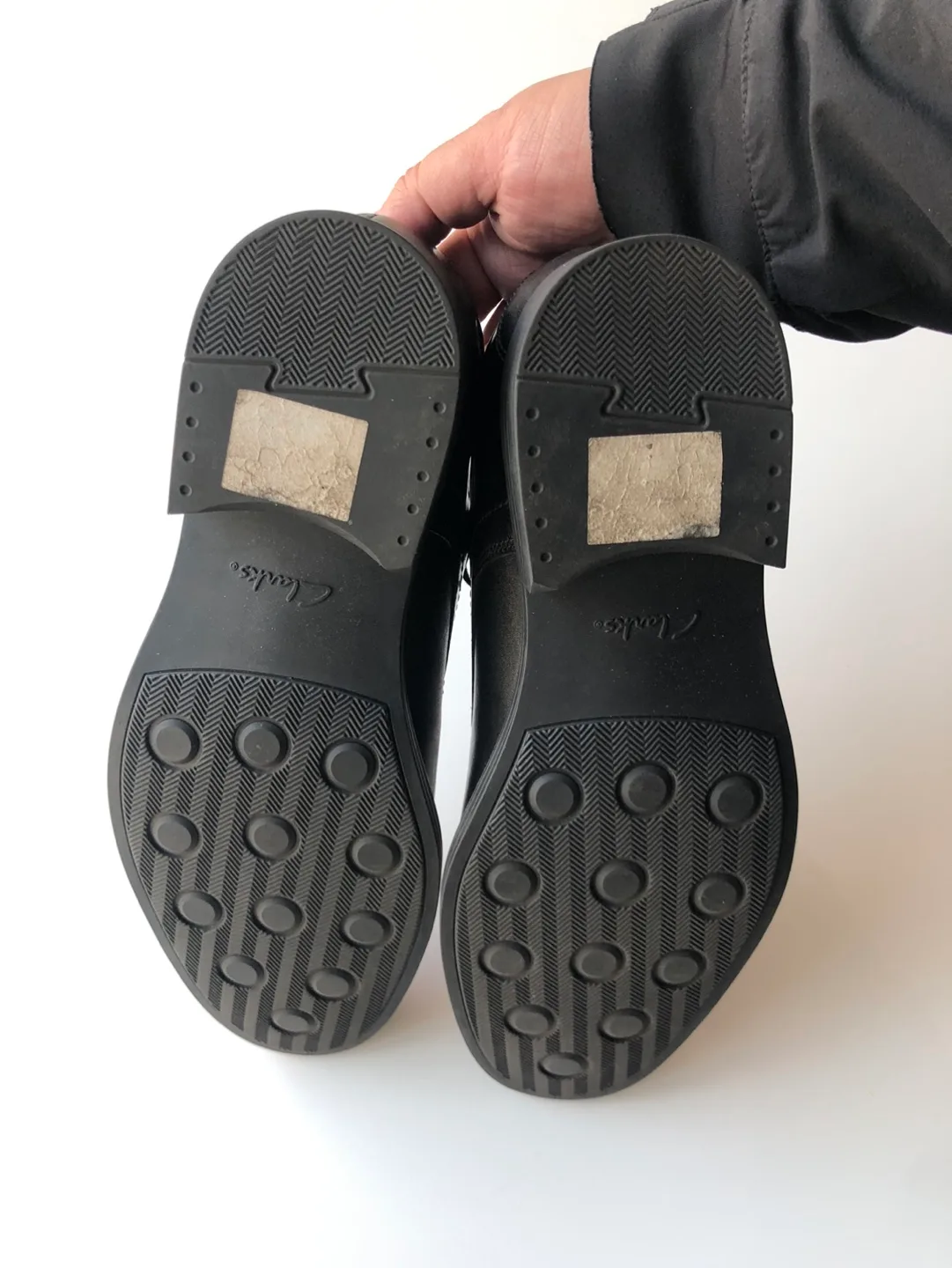 Clarks Men's Black Leather Dress Shoes image indicator(4)