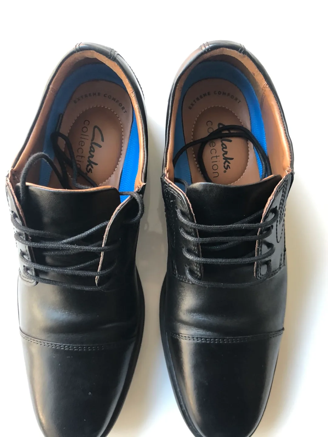 Clarks Men's Black Leather Dress Shoes image indicator(2)