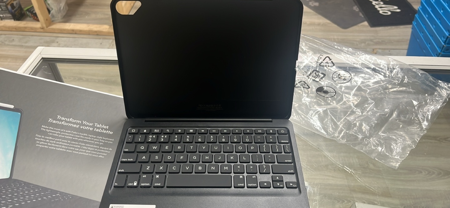 Zagg Folio Wireless Keyboard & Case for 11-inch iPad Pro - photo 2