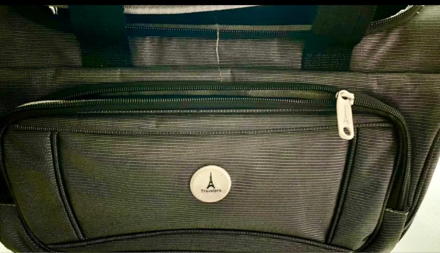 Black Travel Duffle Bag image indicator(3)