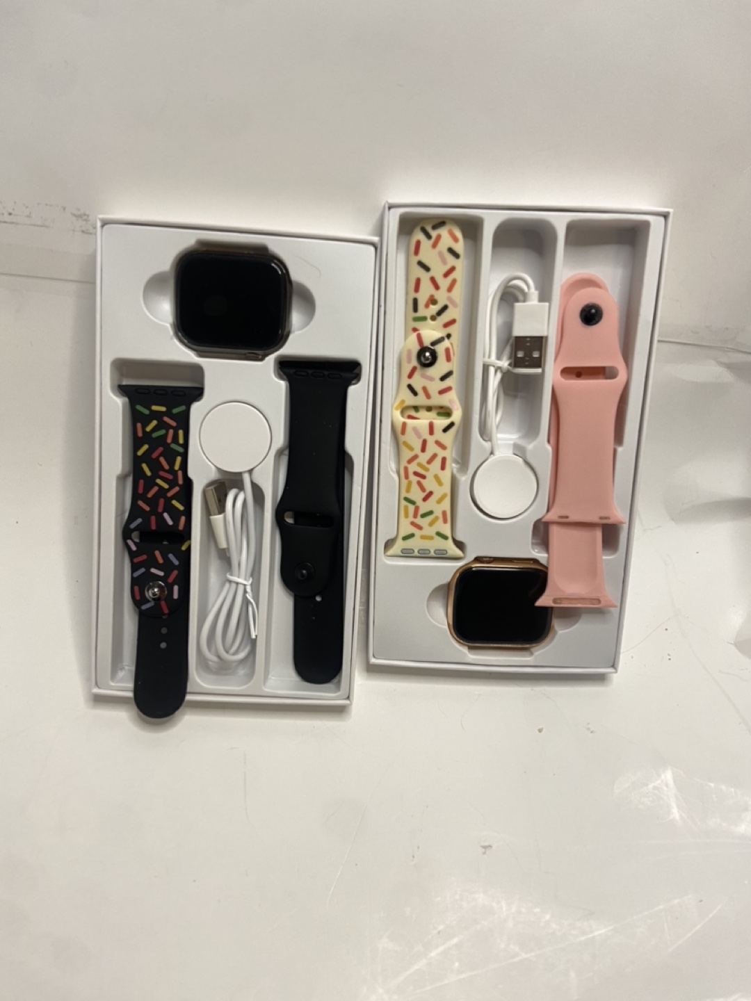 Smart Watch with Two Bands and Charger