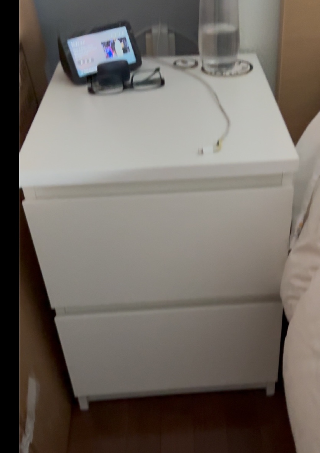 2 3-drawer Dressers.  2 Nightstand and Full length mirror - photo 2