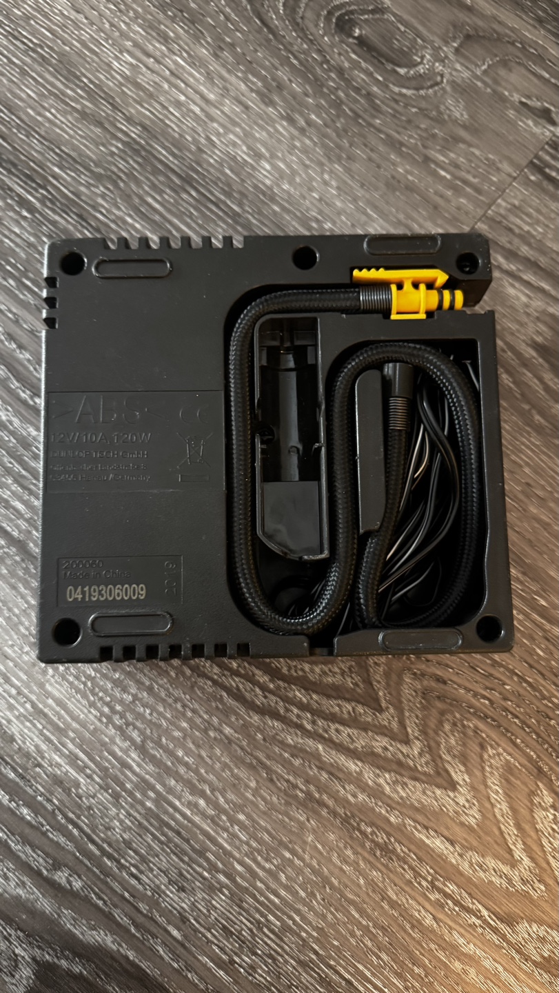 Dunlop Tire Inflator - photo 2