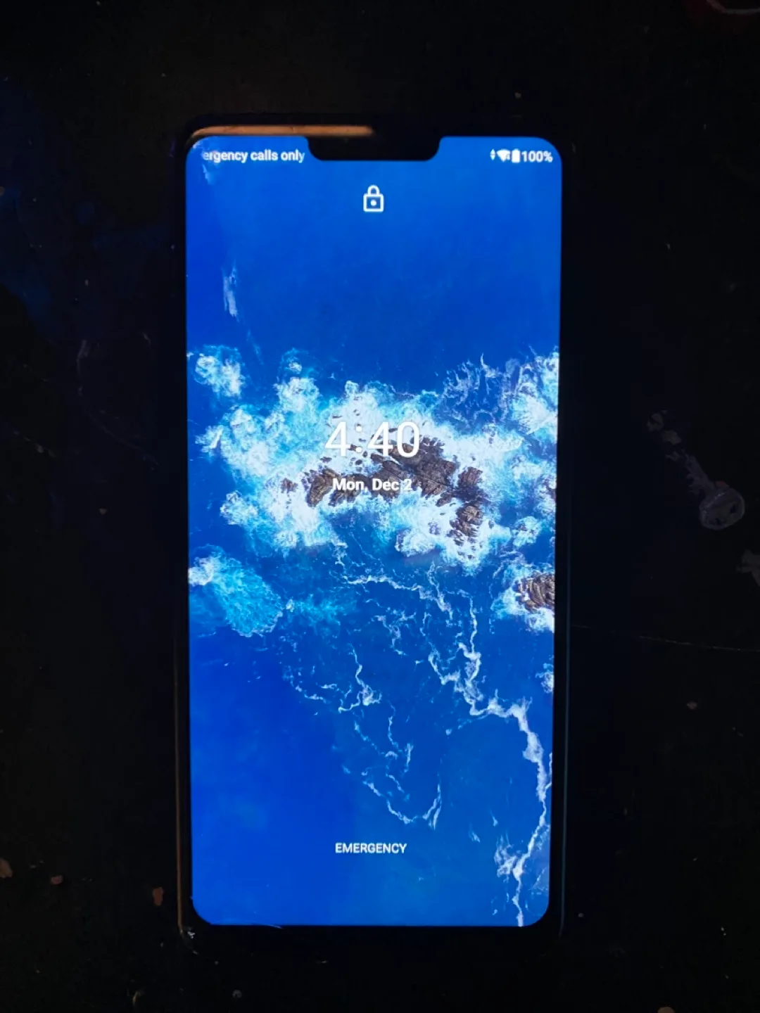Unlocked LG Android G7 One thumbnail