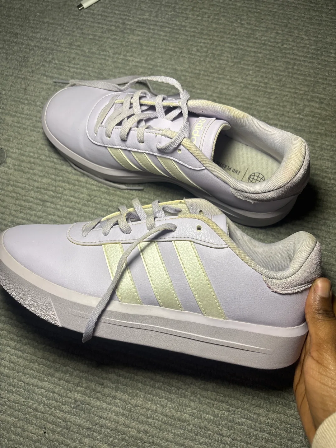 Adidas  Shoes image indicator(2)