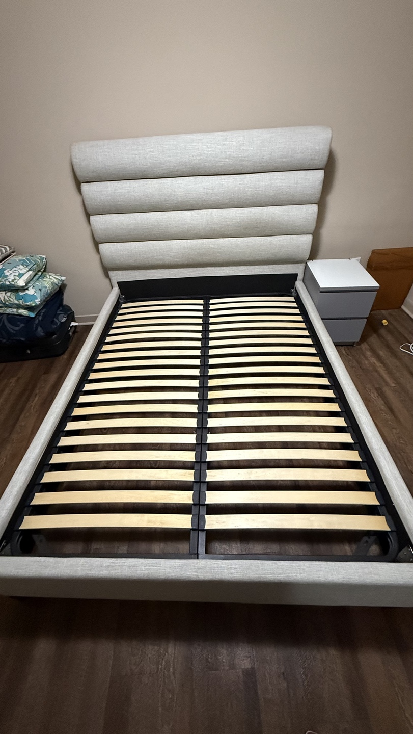 Move out sale - Pick up ASAP- Queen Size Upholstered Bed Frame - photo 2