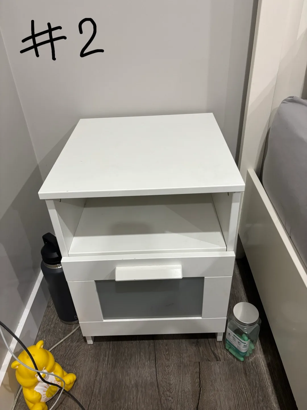 White Nightstand with Drawer and Shelf image indicator(5)