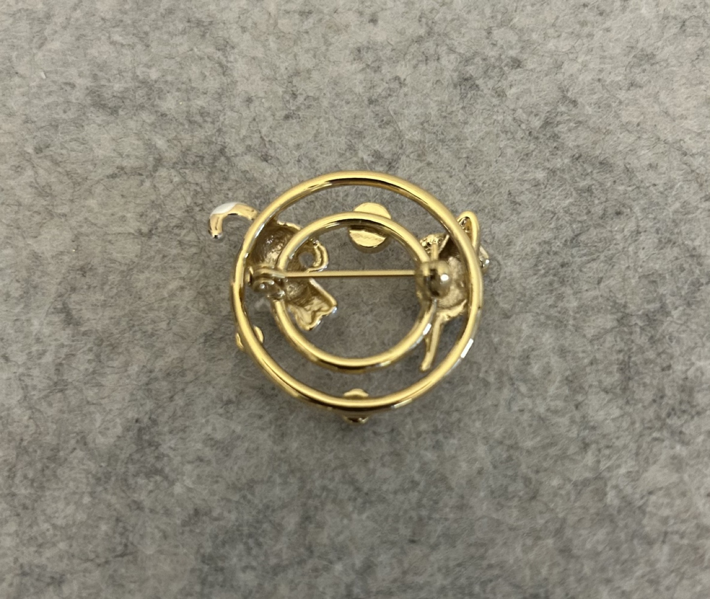 Cat and Mouse Brooch - photo 2