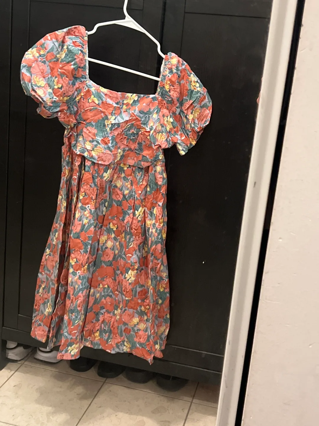 Floral Puff Sleeve Midi Dress thumbnail