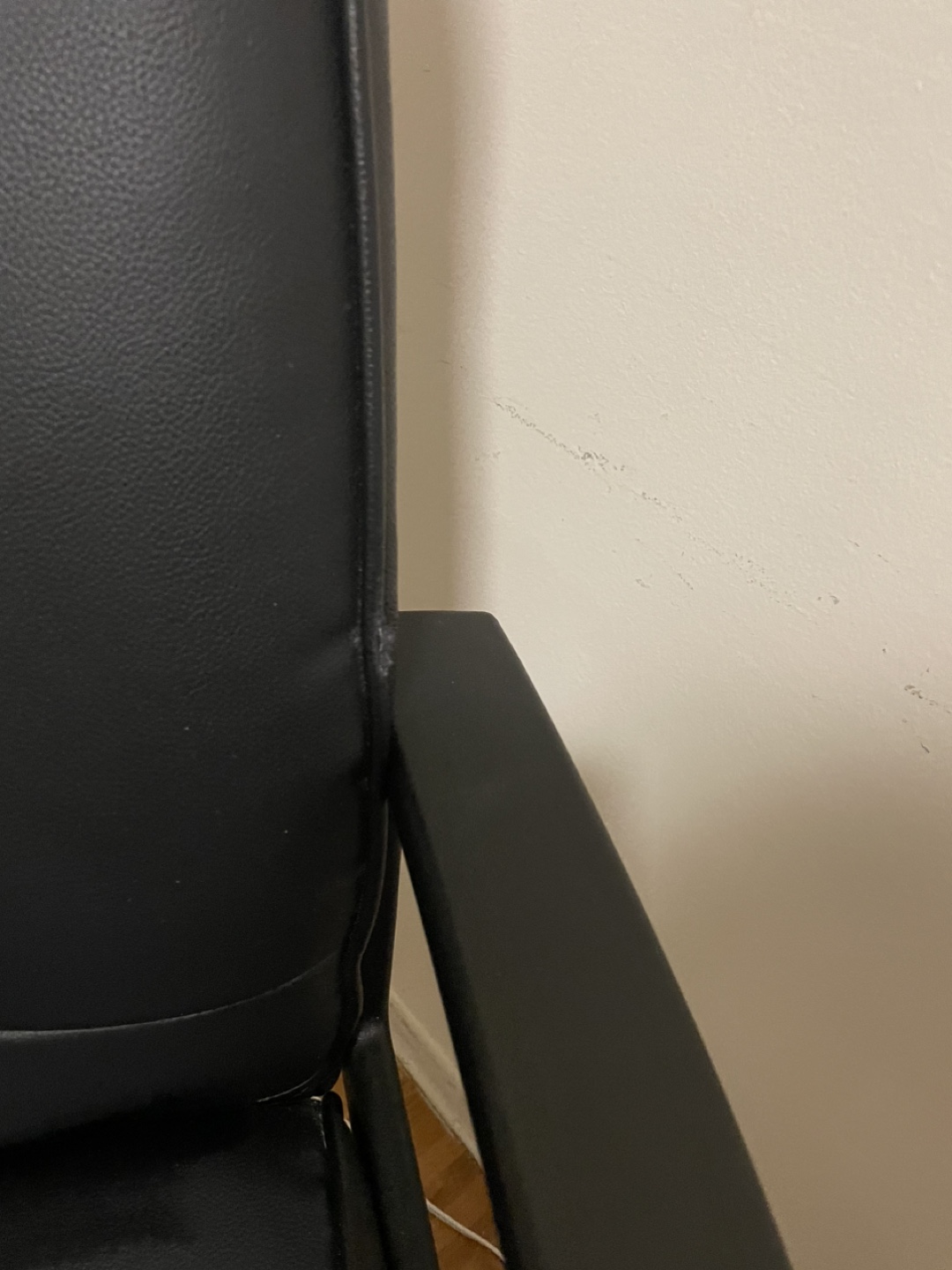 Black Office Chair - photo 3