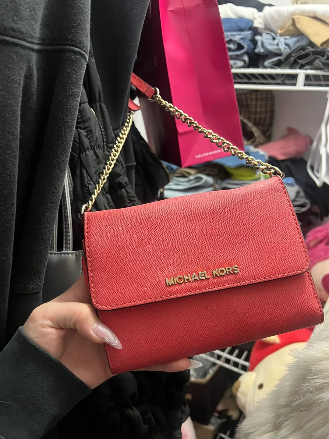 Michael Kors Red Chain Wallet thumbnail