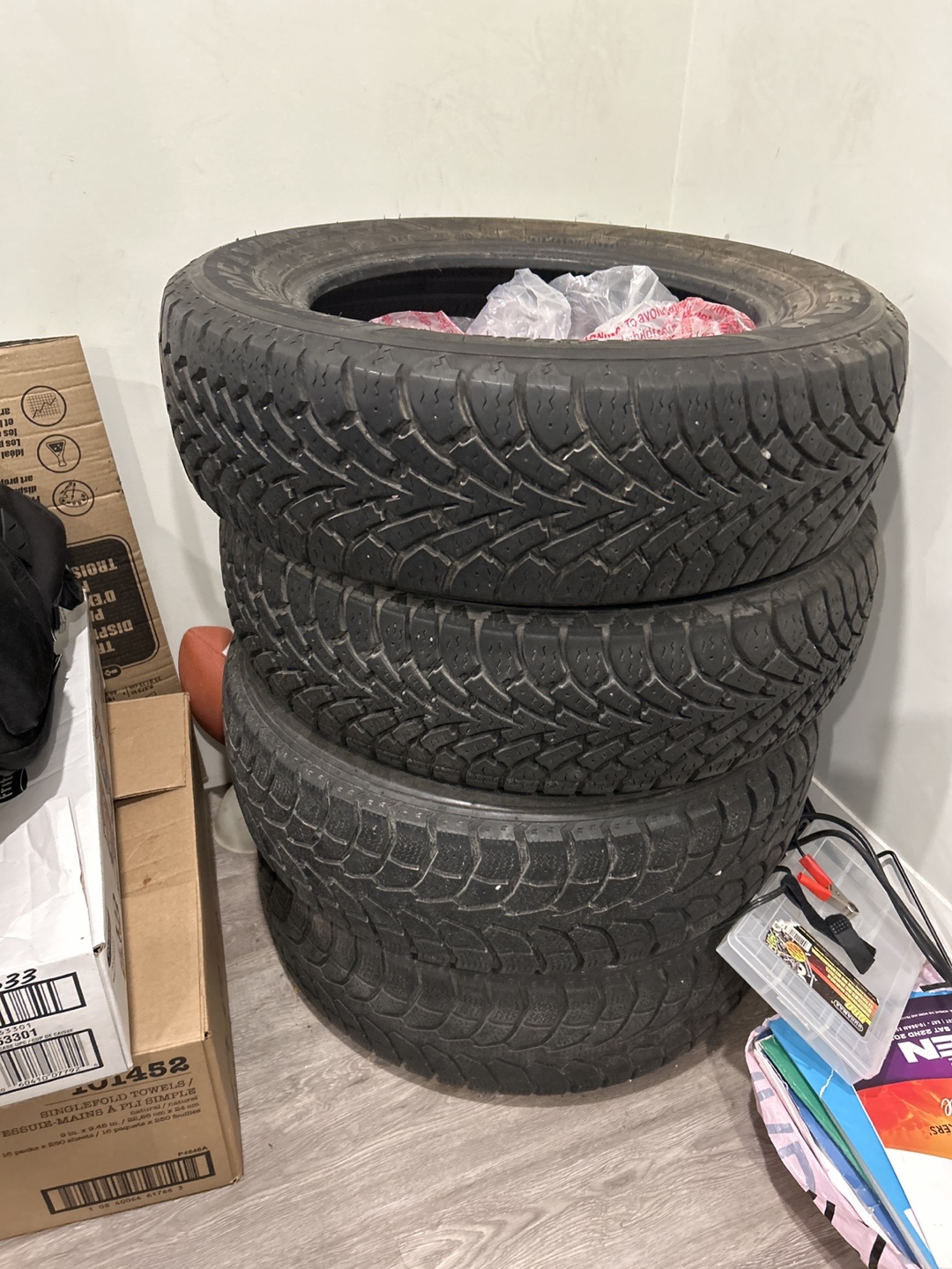 Set of 4 Winter Tires 215/65/R17 - photo 2