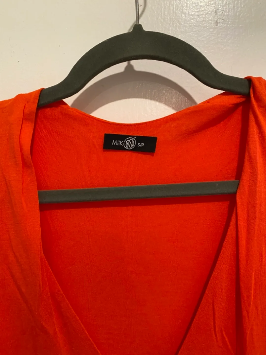 MiiK Red sleeveless midi dress image indicator(2)