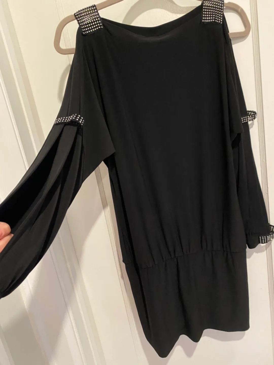 Black Cold Shoulder Dress with Rhinestones image indicator(2)