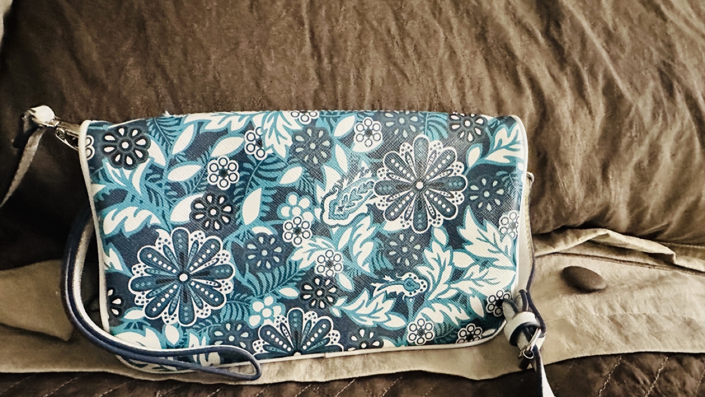 Nine West Floral Crossbody Bag #ThriftyPicks - photo 3