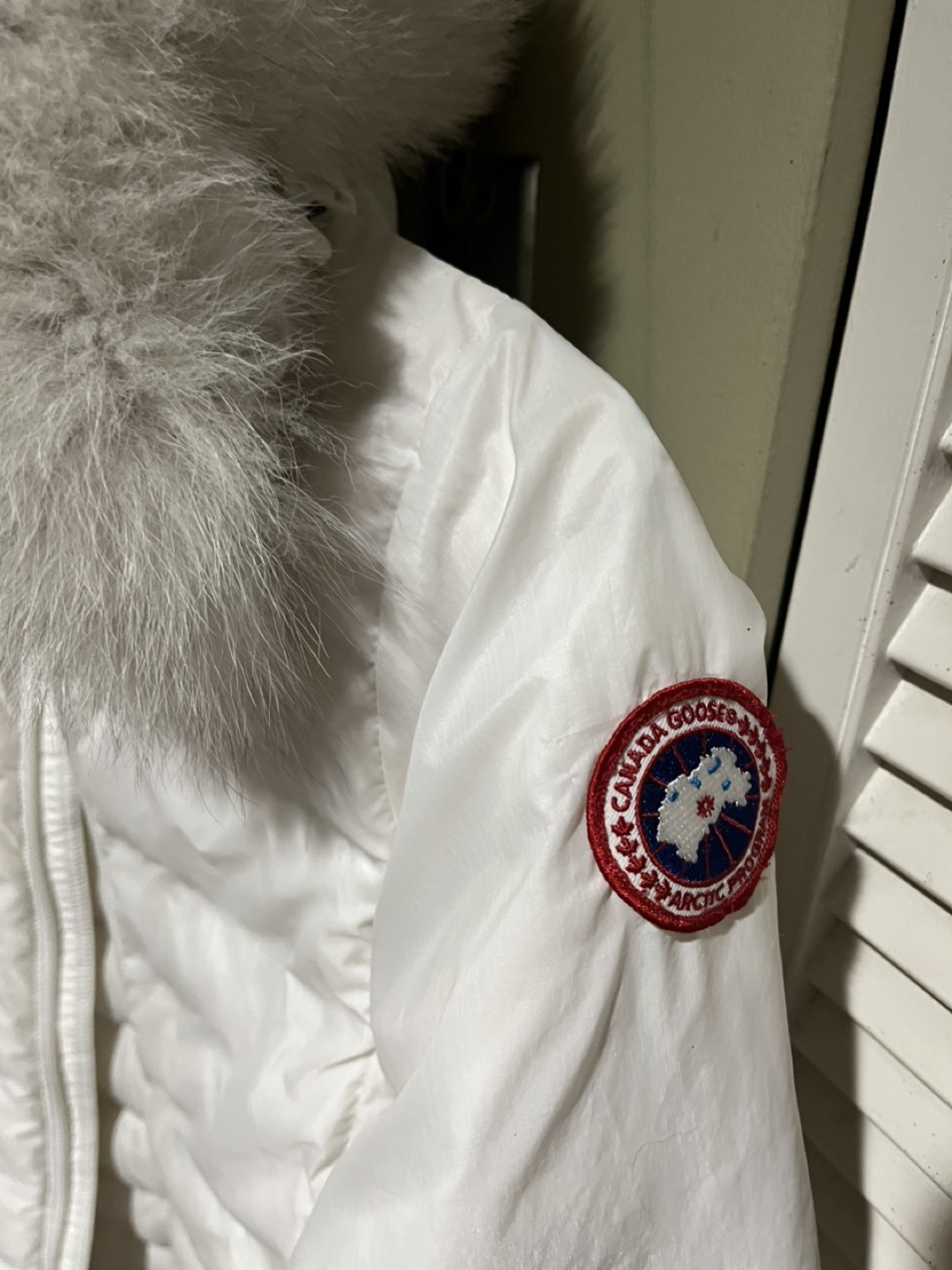 Canada Goose Women's White Jacket with Fur Hood - photo 3