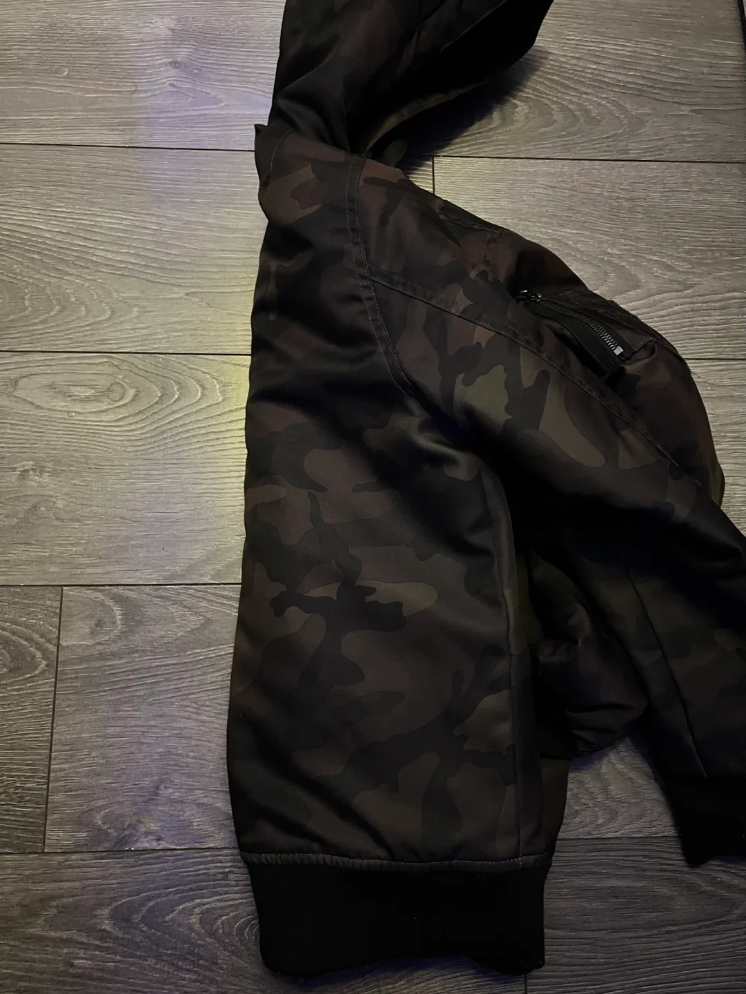 Amnesia Outerwear Camo Bomber Jacket #ThriftyPicks image indicator(5)