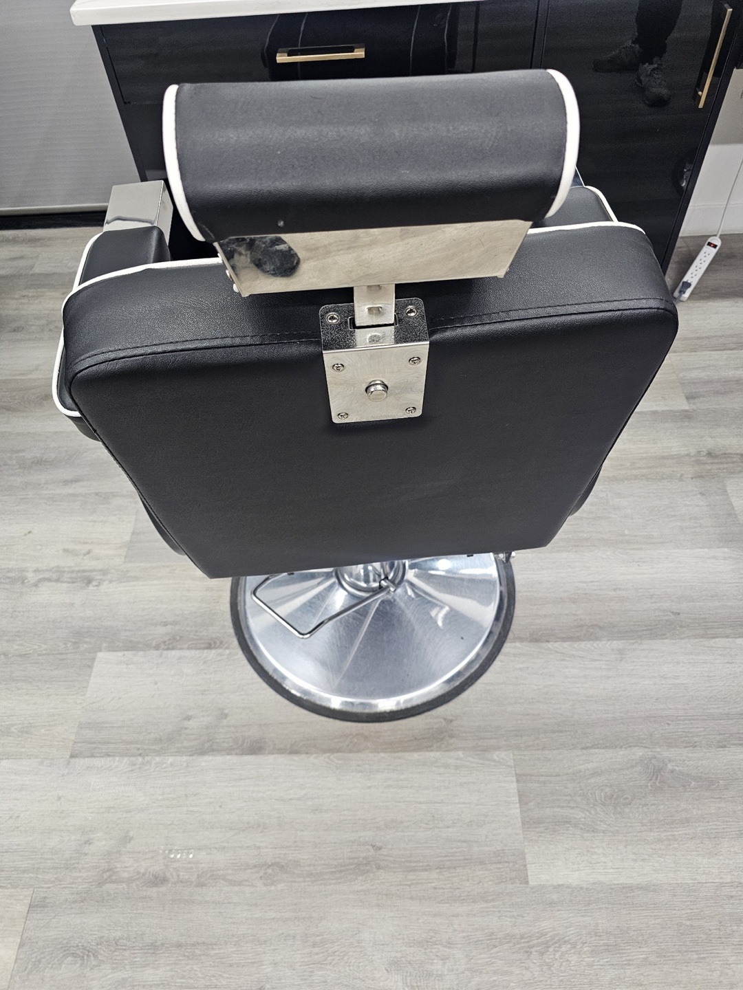 Barber Chairs - photo 4