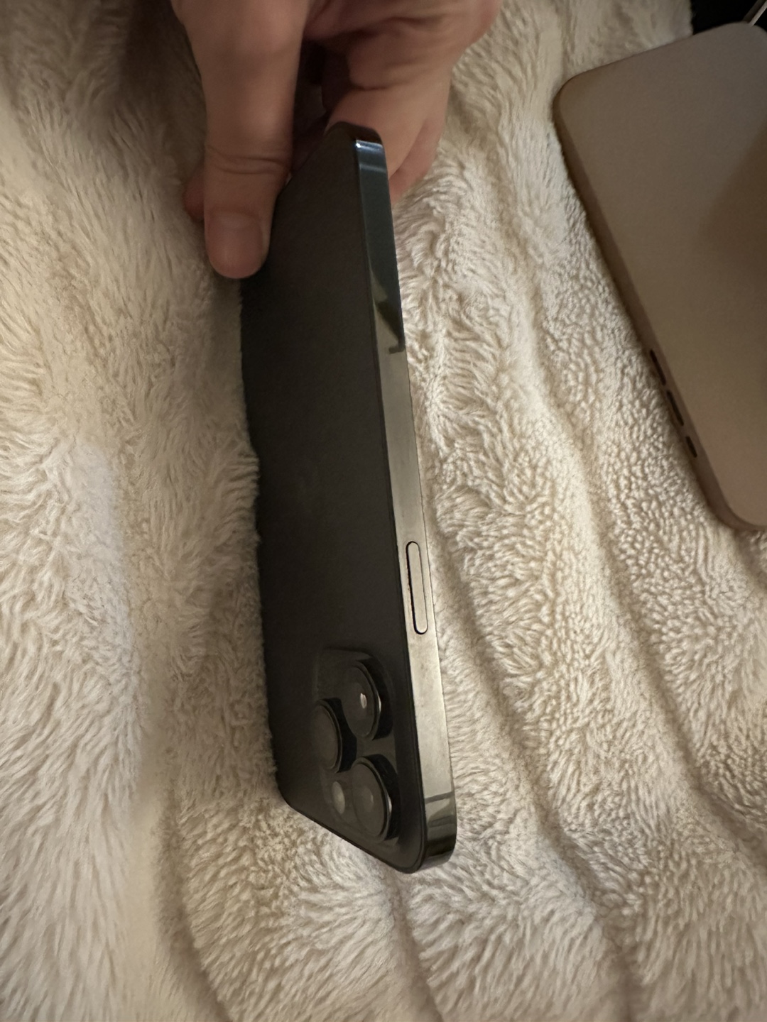 iPhone 14 Pro Max - photo 5
