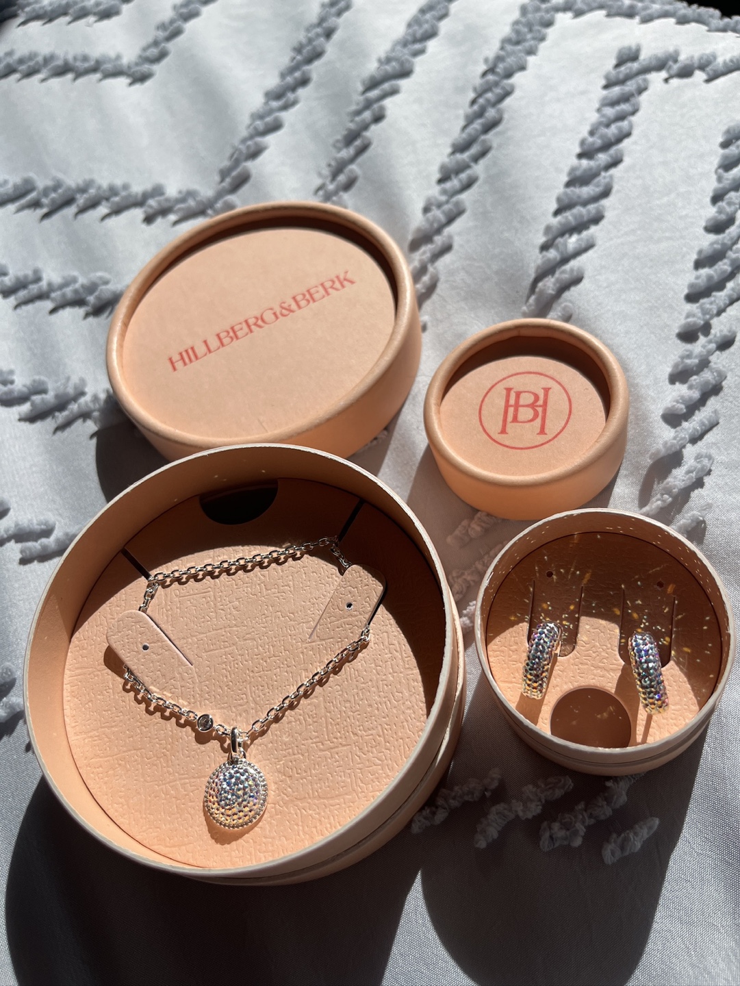 Hillberg & Berk Silver Bracelet & Earrings Set
