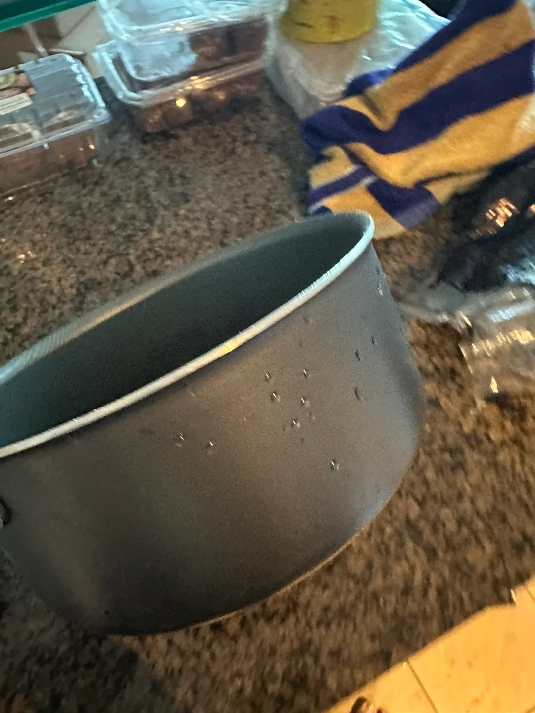 Stainless Steel Kitchen Pan thumbnail