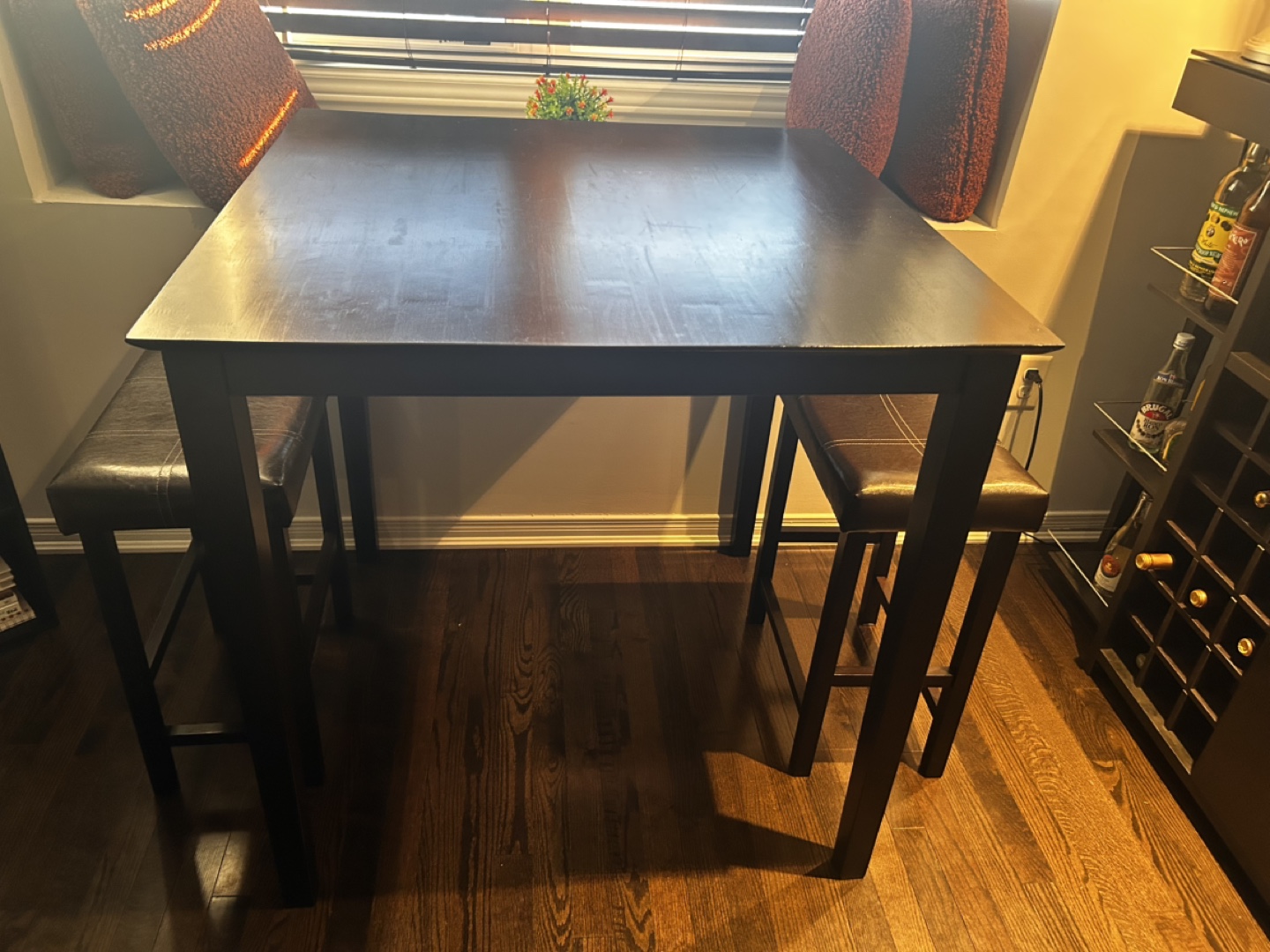 High Top Table with four stools - photo 4