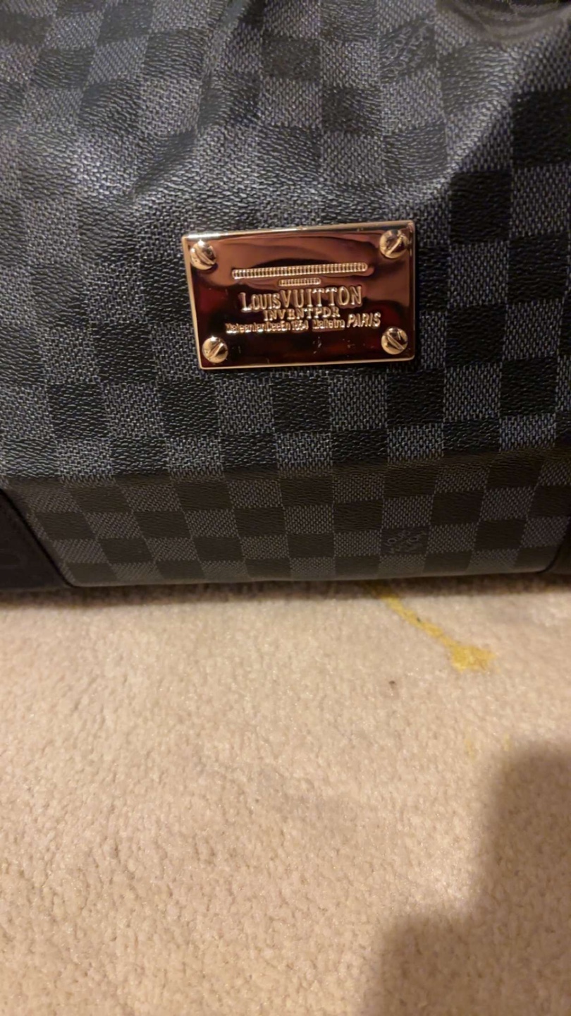 Louis Vuitton Travel Bag - photo 3