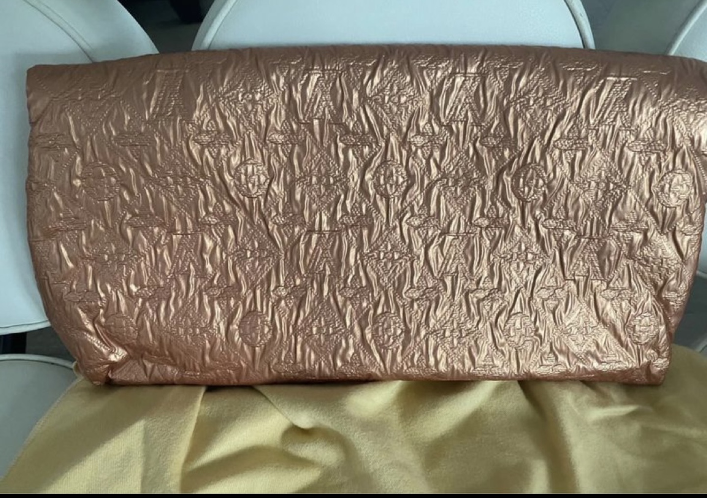 Louis Vuitton Clutch Mono LAME Salmon. Authentic! - photo 3