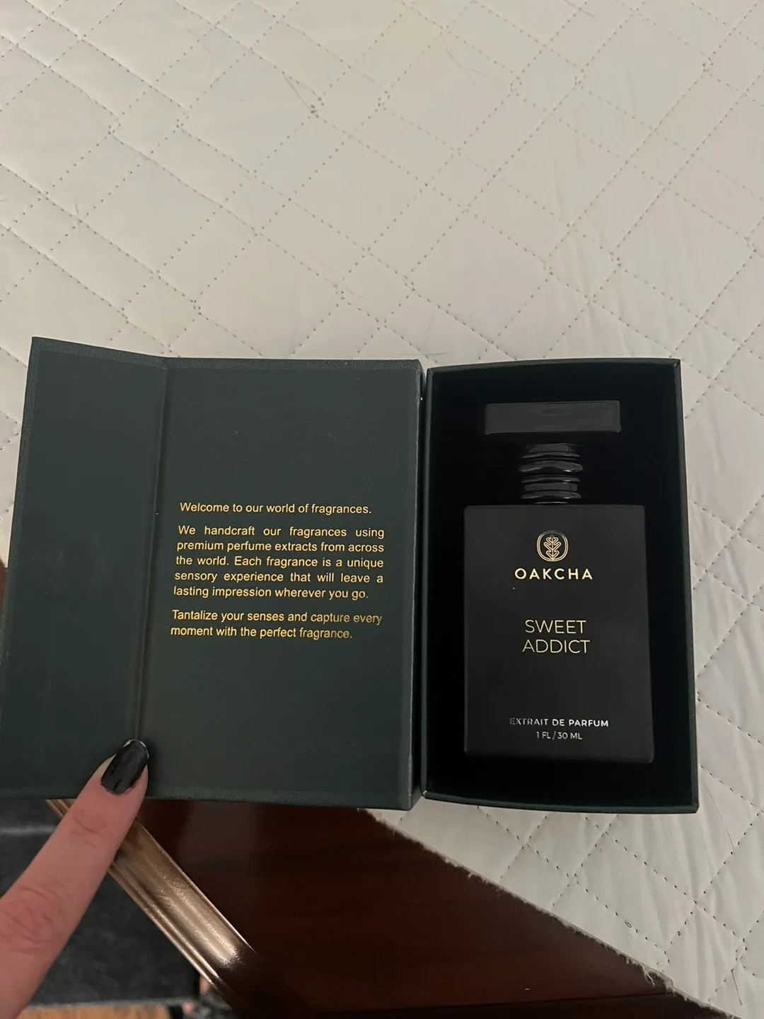 Oakcha Sweet Addict (Killian’s Love Don’t Be Shy dupe) image indicator(2)