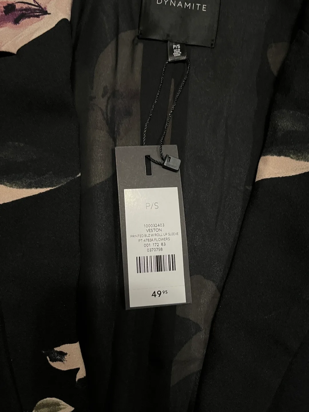 Dynamite women’s small floral open blazer, black pink image indicator(2)