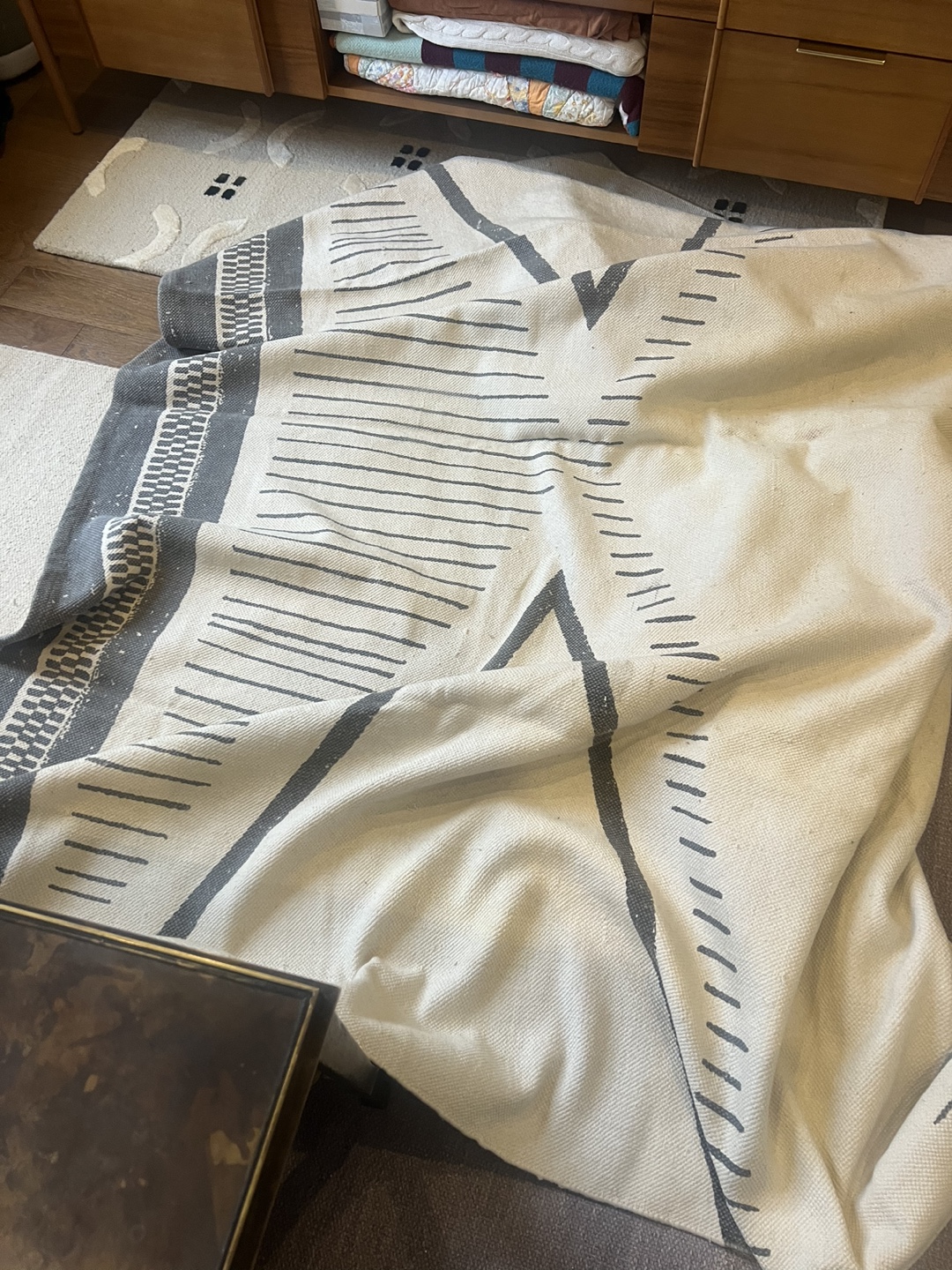 Urban Outfitters Geometric Area Rug 8x10’