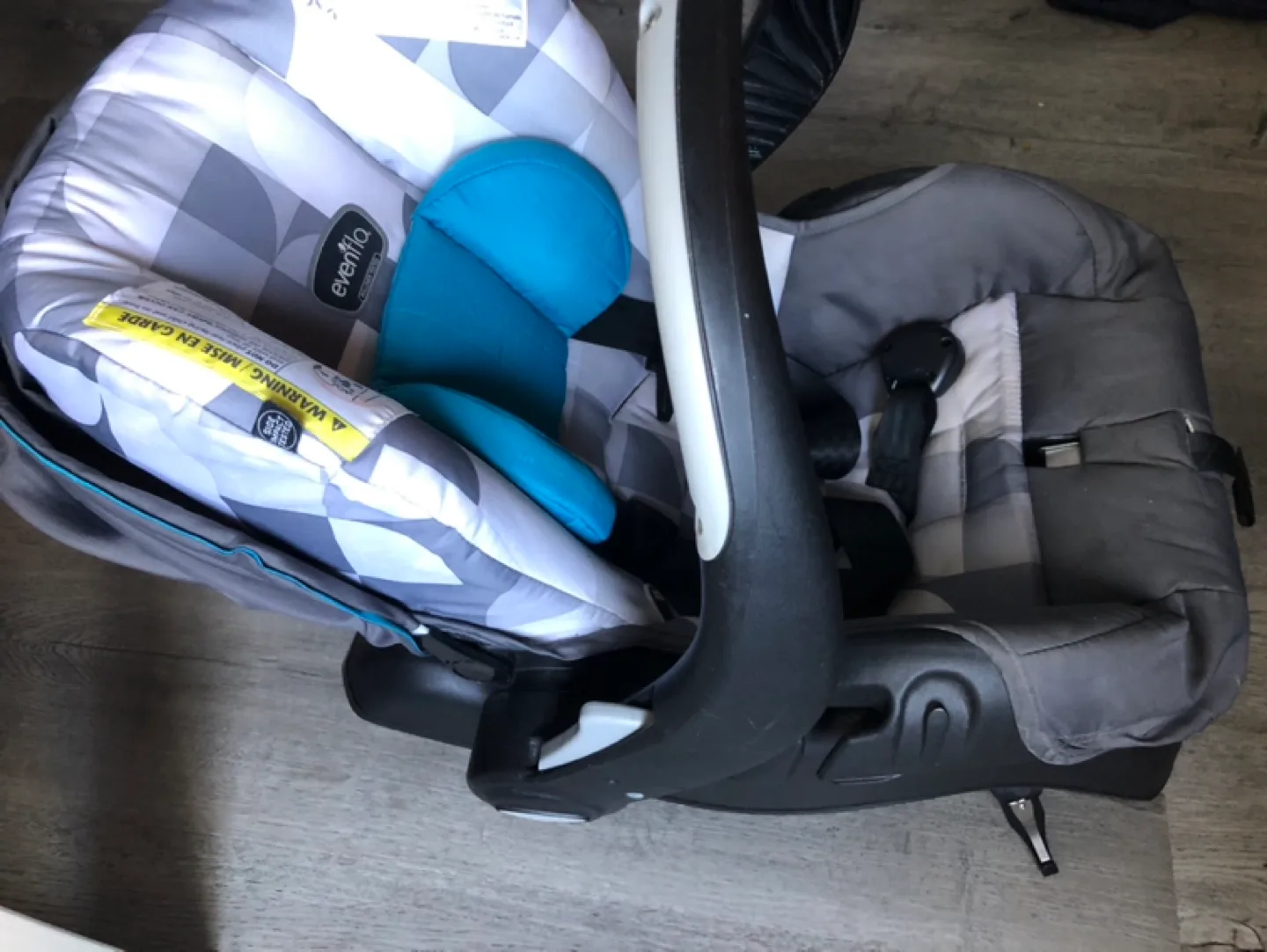 Evenflo infant car seat #ThriftyPicks image indicator(2)