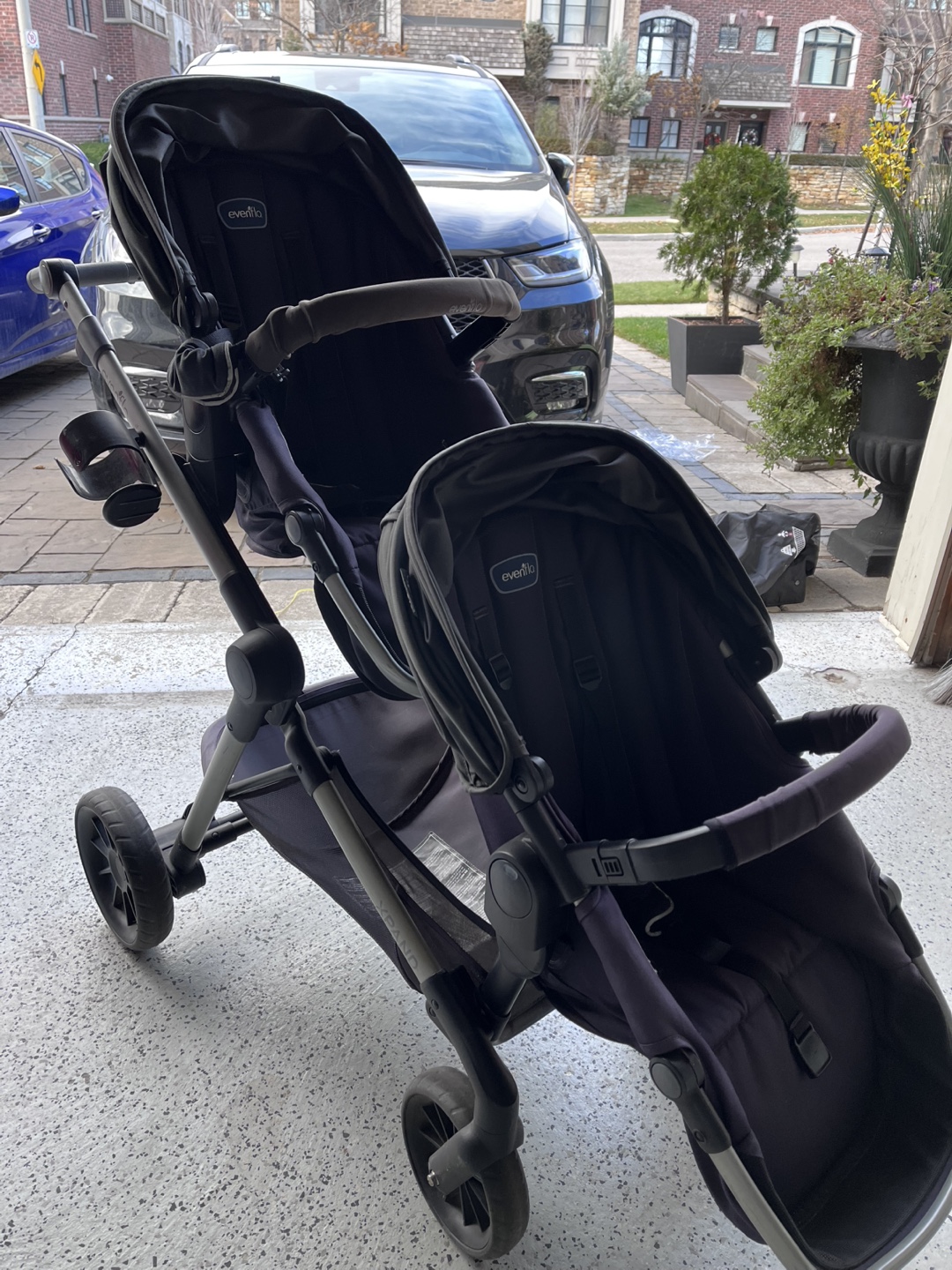 Evenflo pivot Xpand Stroller and second seat
