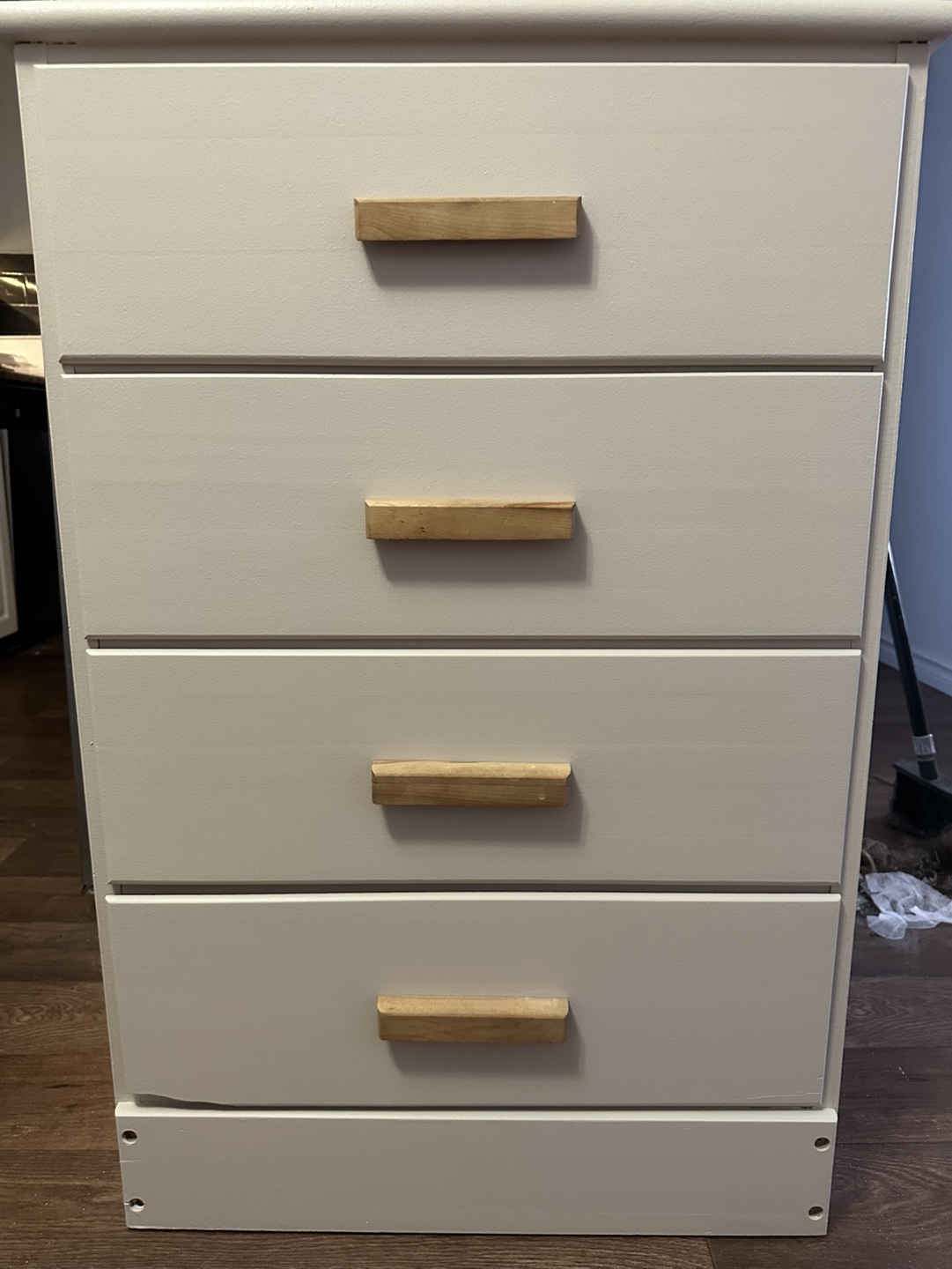 Dresser - FREE DELIVERY - photo 2