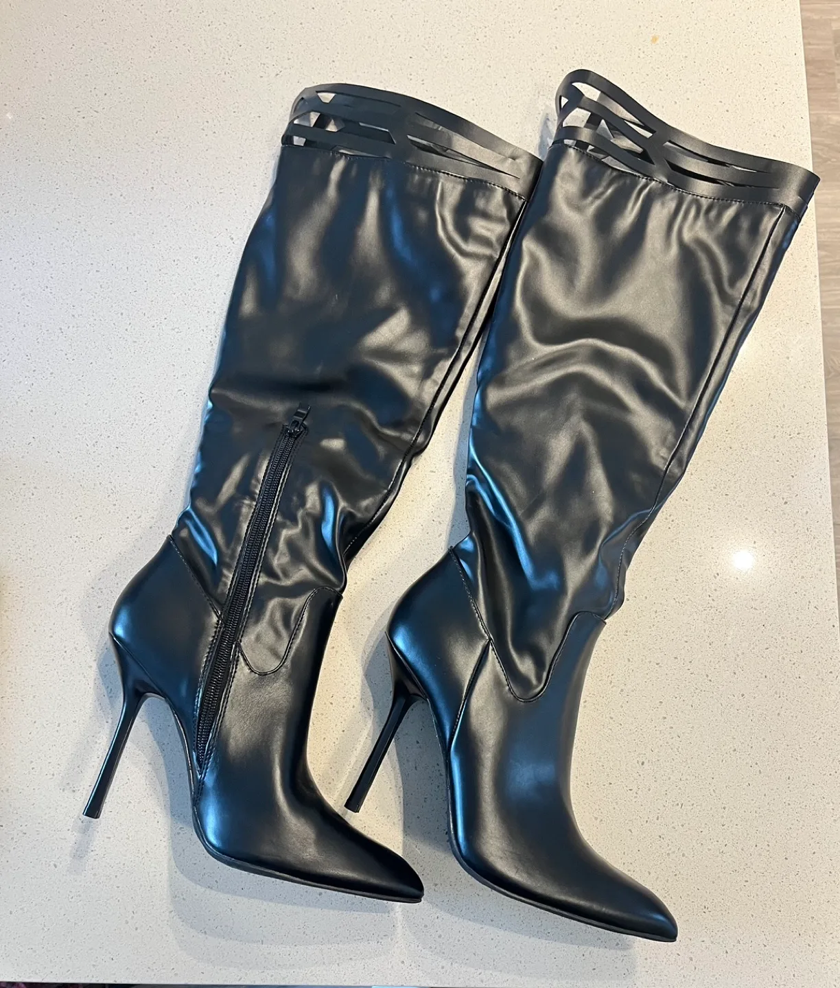 Black Knee High Stiletto Boots image indicator(2)