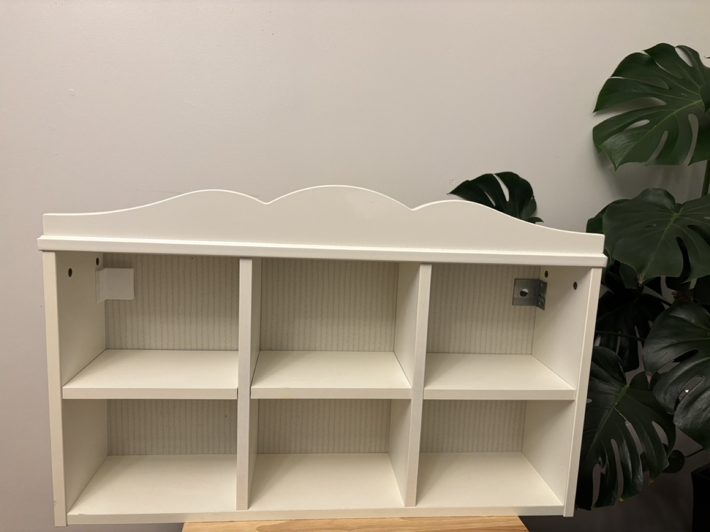 IKEA Hensvik Wall Shelf | Karrot