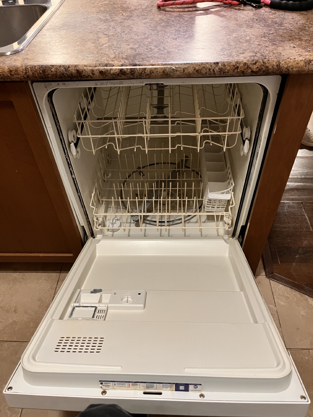 Frigidaire Fridge, Stove and Oven and Dishwasher - photo 3