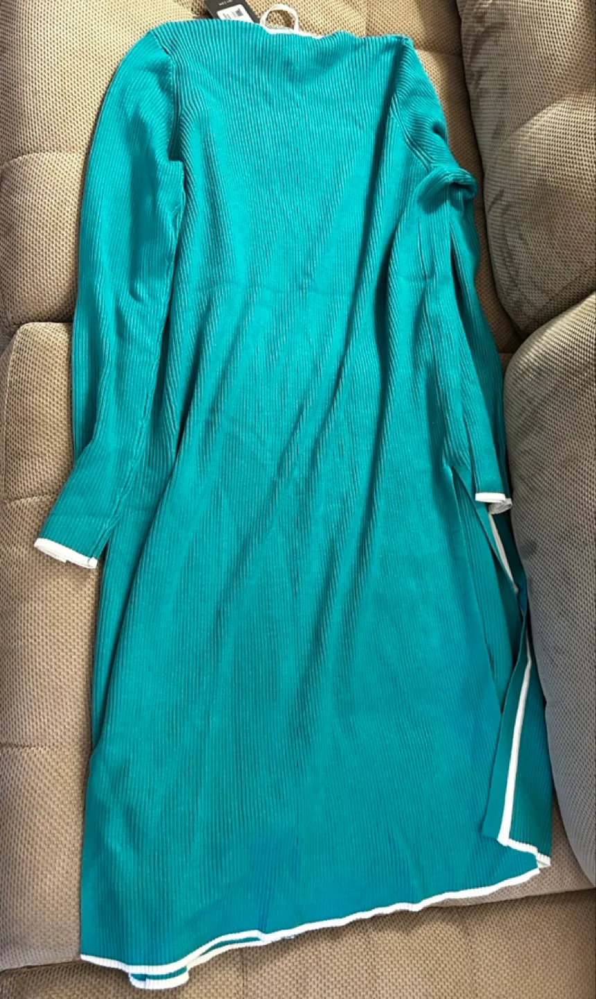 Jones New York Teal Cardigan & Top Set image indicator(6)